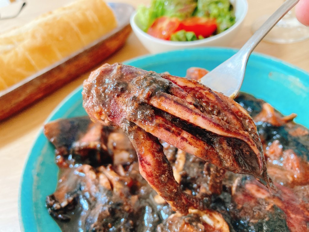 イカワタの苦みとトマトの酸味が絶妙『イカワタトマト』調理時間3分で本格イタリアンの味わい