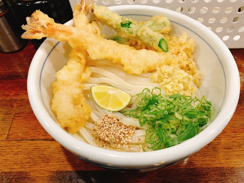 【本郷】恋人も濡れる本郷三丁目で『TOKYO LIGHT BLUE HONGO-3』のうどんを食べた朝の話