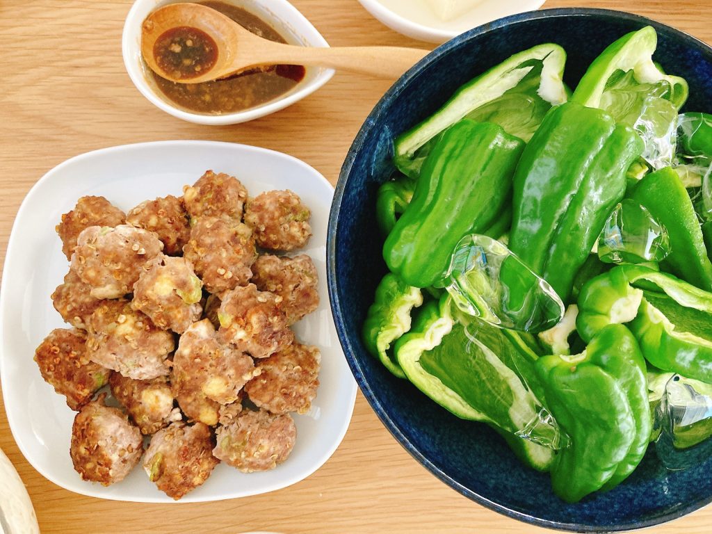 【味変の世界旅行】肉詰めない冷やし生ピーマンと旅をする話